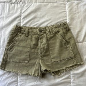 American eagle 100% olive green cotton shorts with fringed bottoms